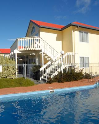 BK's Fountain Court Motel