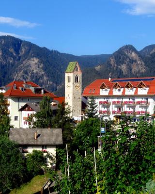 Gasthaus zum Weissen Kreuz