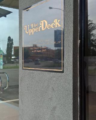The Upper Deck Hotel