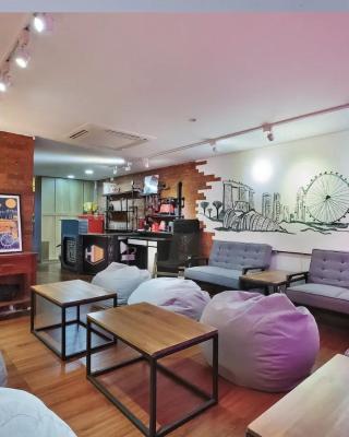 hipstercity hostel