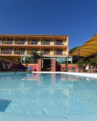 Hotel Cyrnea