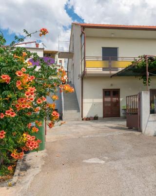 Apartment Lele