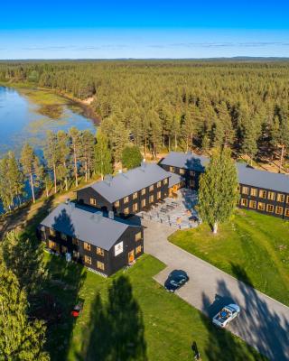 Arctic River Lodge