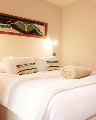 Maki Hotel