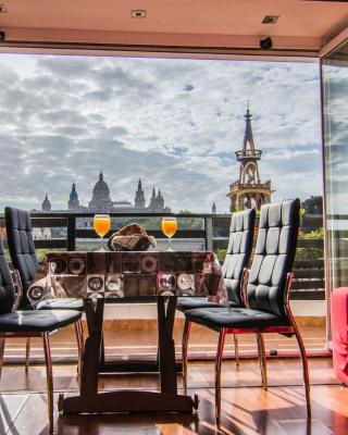 Unique Cozy Scenic Penthouse