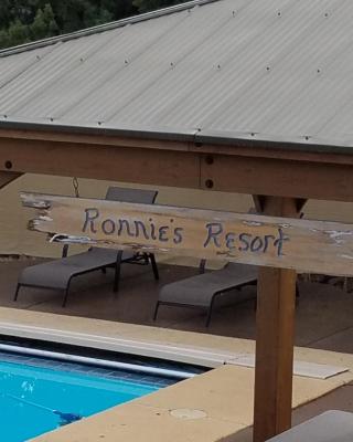 Ronnie's Resort