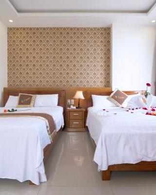 Charming Danang Hotel