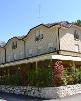 Hotel Edoné