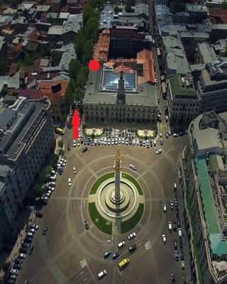 Freedom Square Apartment