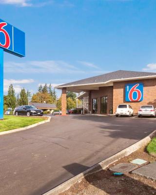 Motel 6-Vancouver, WA