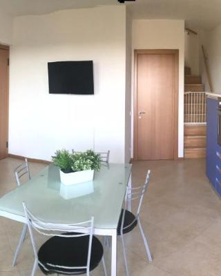 CASA ALESSANDRO CON PISCINA LAGO DI GARDA
