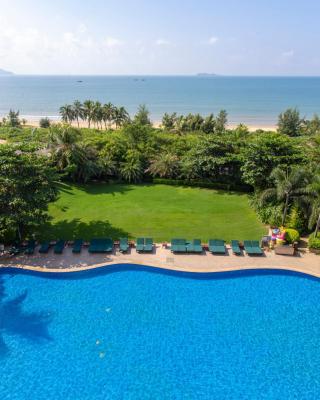 Sanya Seacube Holiday Hotel