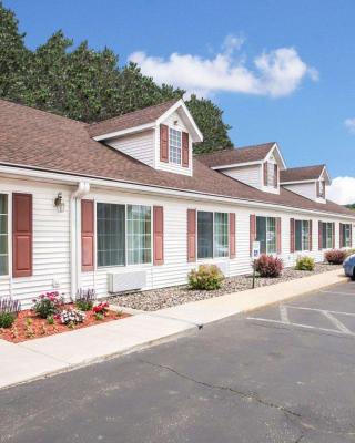 Econo Lodge Inn & Suites Eau Claire