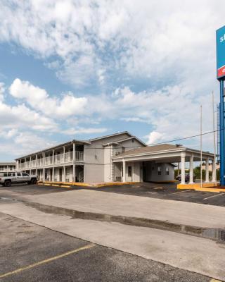 Studio 6-San Antonio, TX - Fort Sam Houston Area