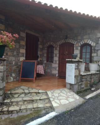 Ξενώνας questhouse Electra isari