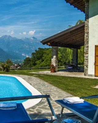 Villa Betulla con piscina privata sul lago di Como