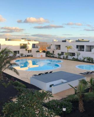 Casa Ana - Luxury pool apartment at Casilla de Costa
