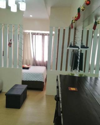 Cozy Studio Unit at Davao City Downtown Area