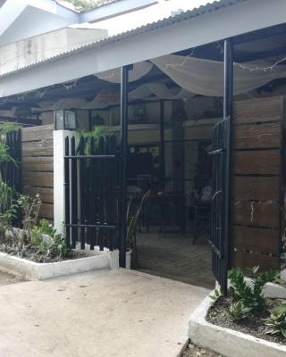 Cozy Inn Mactan