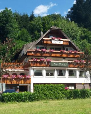 Decker's Bio Hotel zum Lamm