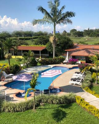 Hotel Campestre Cerritos Plaza