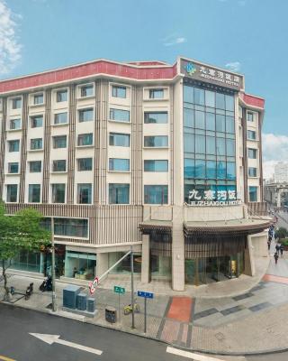 Chengdu Jiuzhaigou Hotel