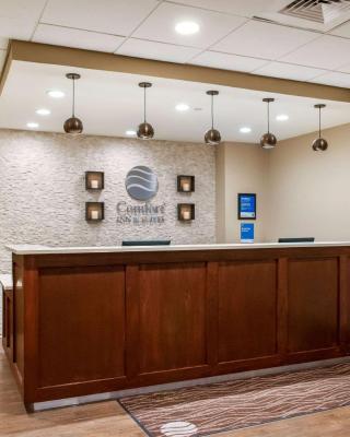 Comfort Inn & Suites At Copeland Tower