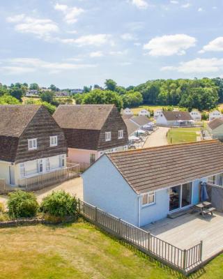 Seaview Holidays - Salterns Village