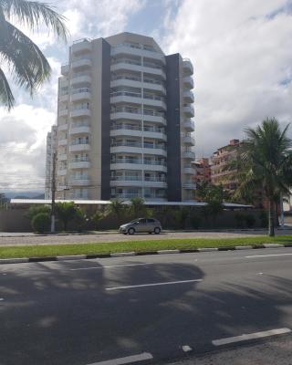 Apartamento em Caraguatatuba em Frente a Praia