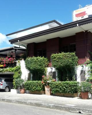 Travelbee Heritage Inn