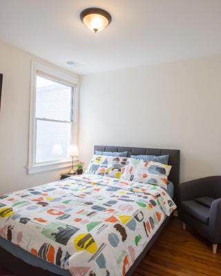 3-min walk to PETWORTH METRO STATION ;10 mins to CONVENTION CENTER: PRIVATE COZY and QUIET BEDROOM and BATHROOM