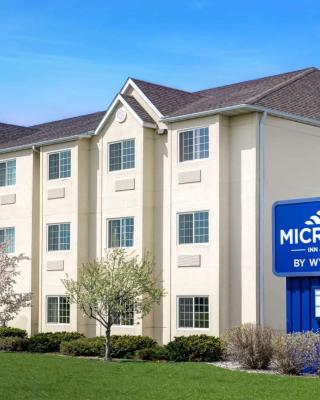 Microtel Inn & Suites by Wyndham Mankato