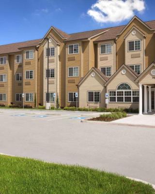 Microtel Inn & Suites by Wyndham Kenedy Karnes City