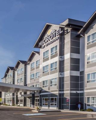 Microtel Inn and Suites by Wyndham Kitimat