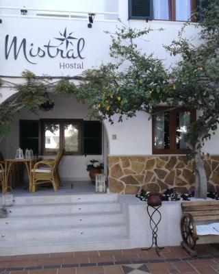 Boutique Hostal Mistral