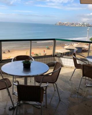 Amplo apartamento em Guarapari com vistas pro mar