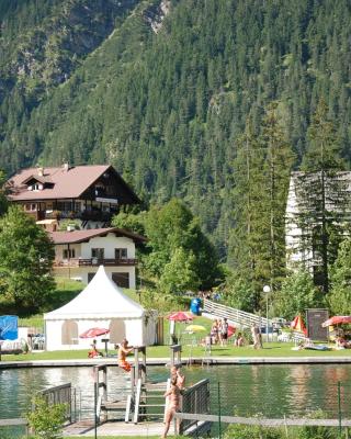 Ferienwohnung Pension Tirol