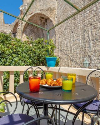 Dominium Old City Suite