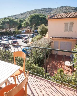 Appartamento in Via del Mare a Procchio