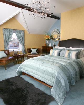 The Mainstay Luxury Boutique Rooms with Private Parking