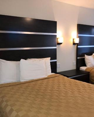 Cedar Inn & Suites