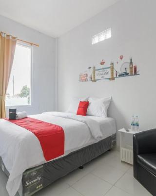 RedDoorz Plus near Taman Rasuna Menteng