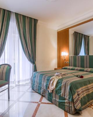 Raeli Hotel Regio