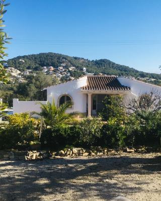 Casita in Javea with garden and pool - dog friendly!