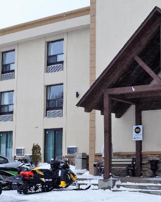 red maple inn and suites