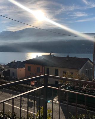 In centro Ca' Leandro Vista lago