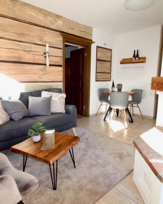 SMALL & COZY 2 Bedroom City Apartment by Belle Stay