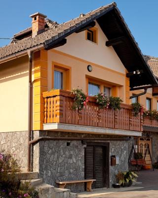 Tourist Farm Škrbina