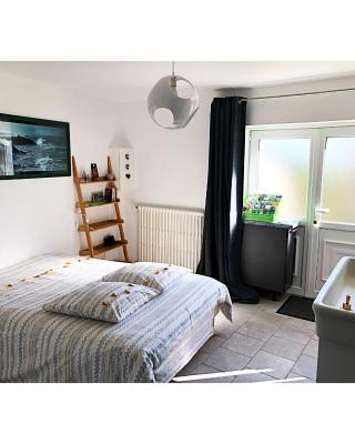 CHAMBRE POMME HAPPY close to Bayeux Normandie 2 pers
