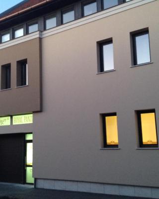 Filsdeger Ház - Central Rooms & Apartmans